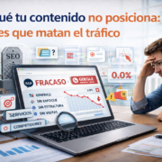 Contenido web que no posiciona en Google, mostrando errores comunes de SEO como falta de enfoque, mala estructura y tráfico orgánico en caída